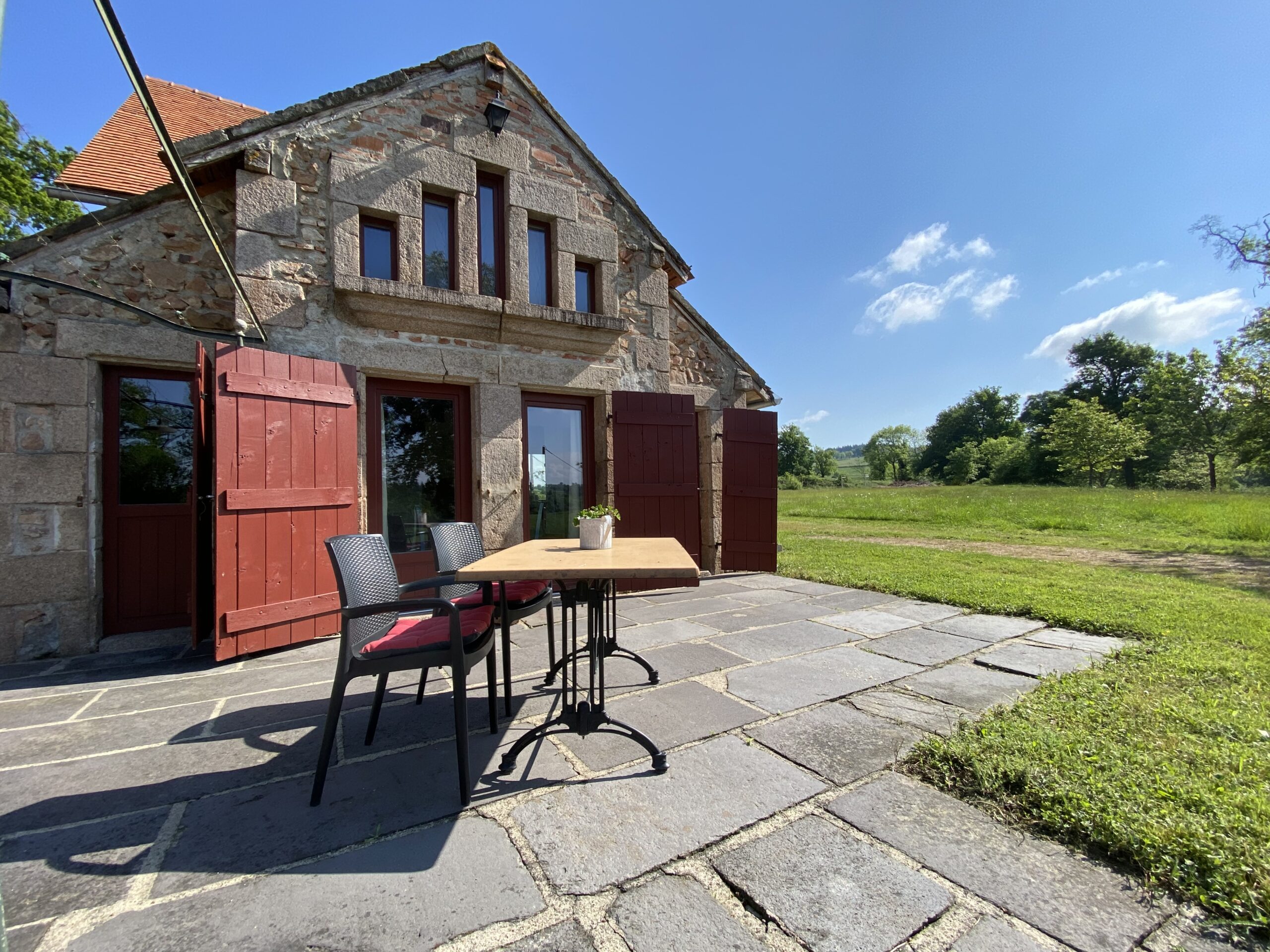 Petit gîte vue de face | Gîtes de Bussolles